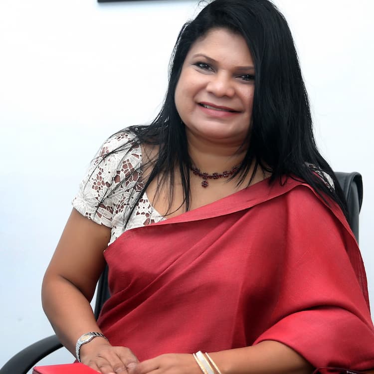 Charmarie Maelge