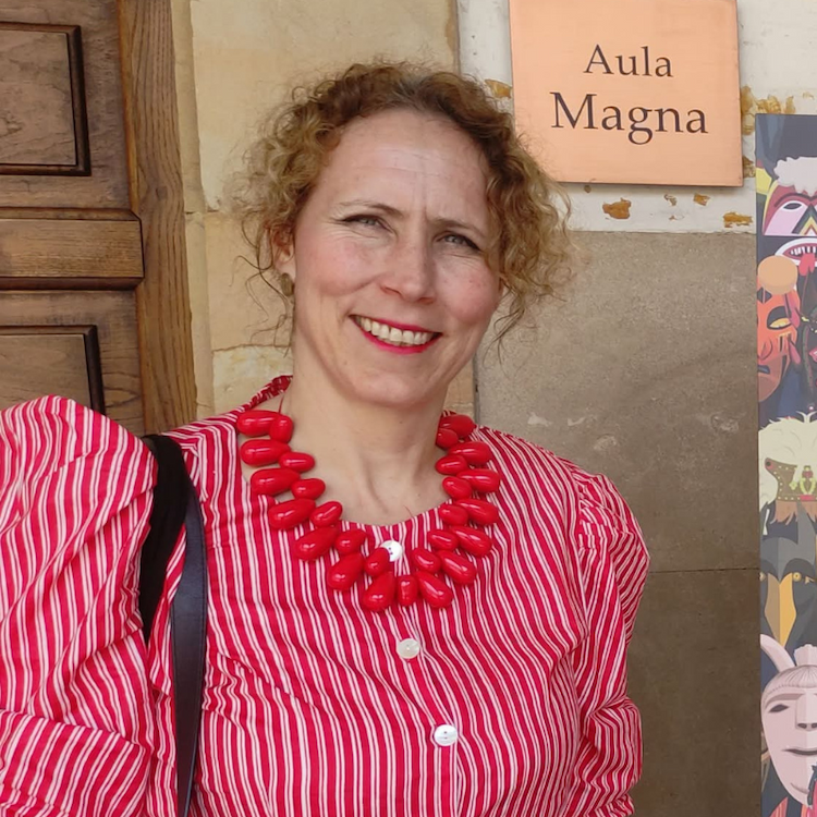 Fiona Bakas